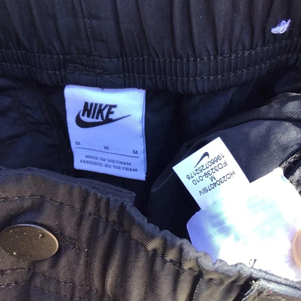 Nike Boys Black Cargo Utility Pants Youth Medium Woven Hiking Tactical Joggers